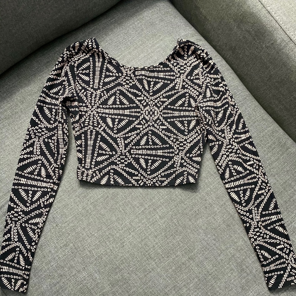 Women crop top